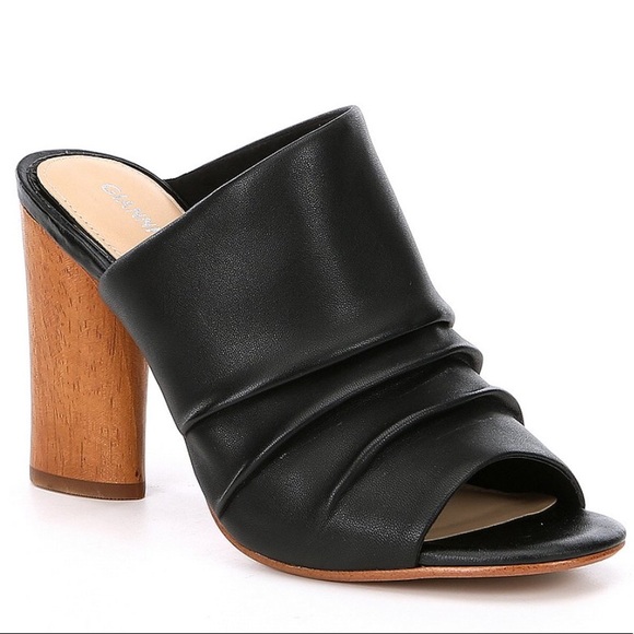 Gianni Bini Shoes - NWT⭐️Gianni Bini Korran Leather Block Heel Mules